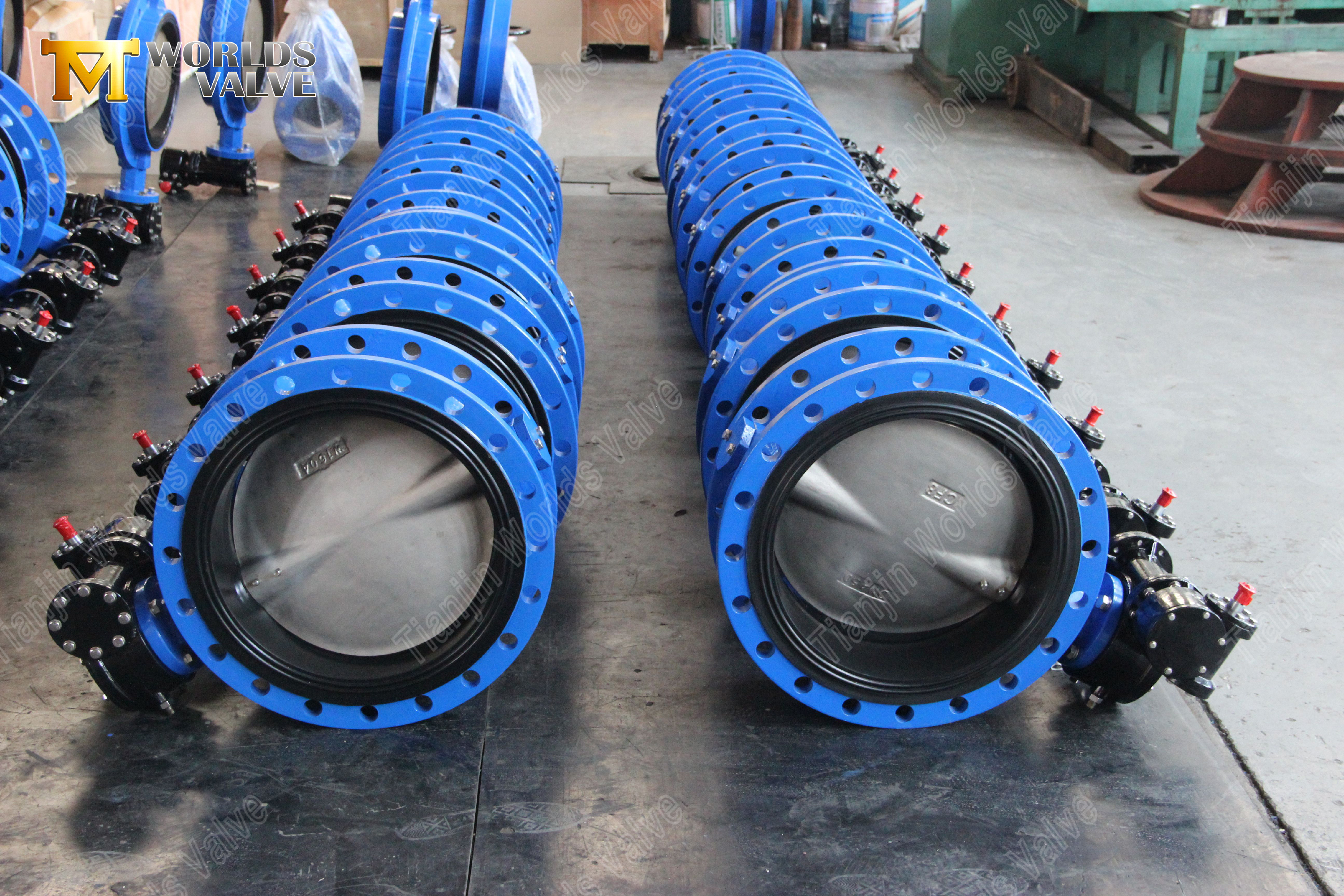 Flens-vlinderklep-met-pin-gemonteerd-CF8M-schijf-&-tandwiel-operator-7