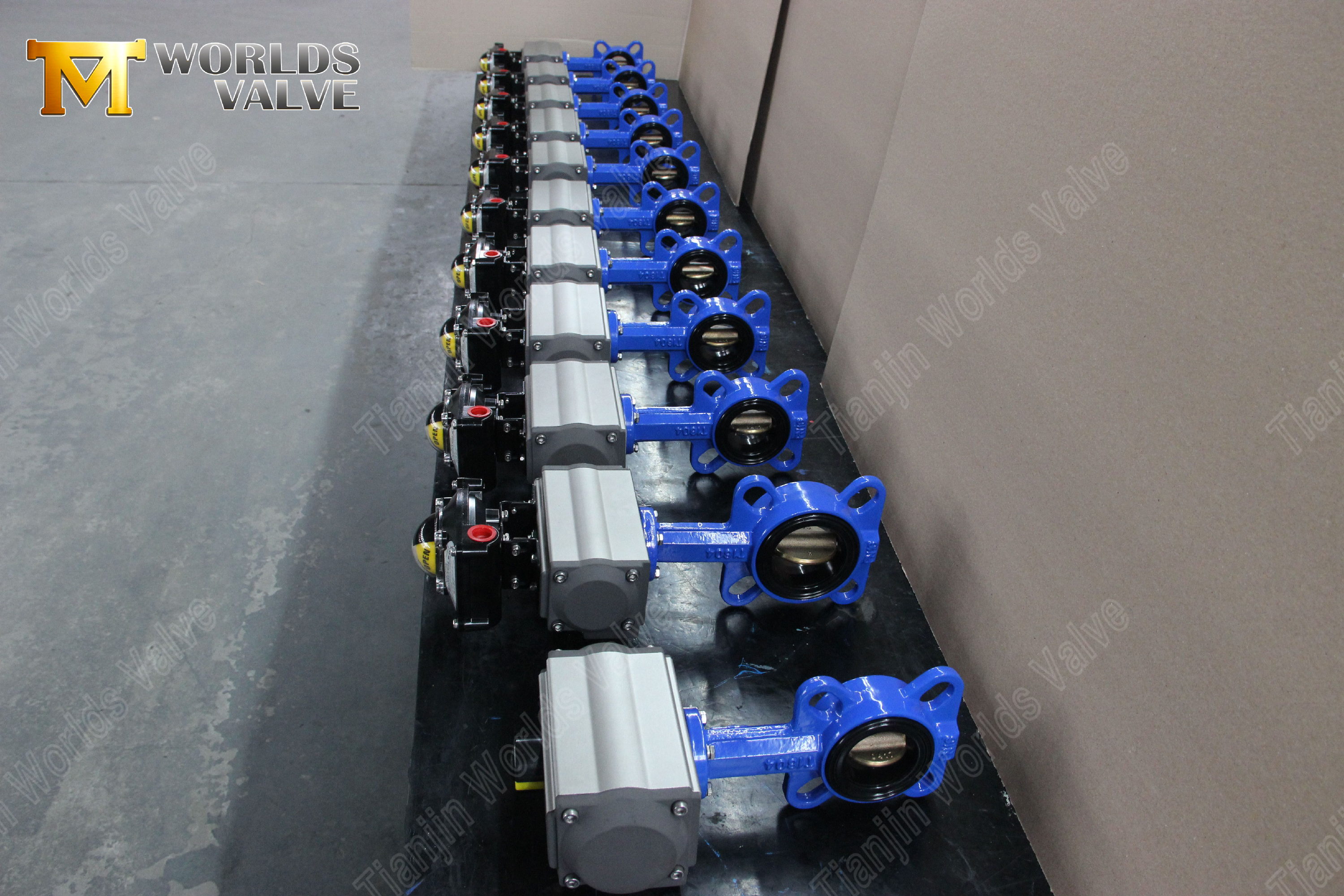 Pneumatische wafer-vlinderklep met C95400 bronzen schijf en eindschakelaar Compact formaat OEM-leverancier (9)